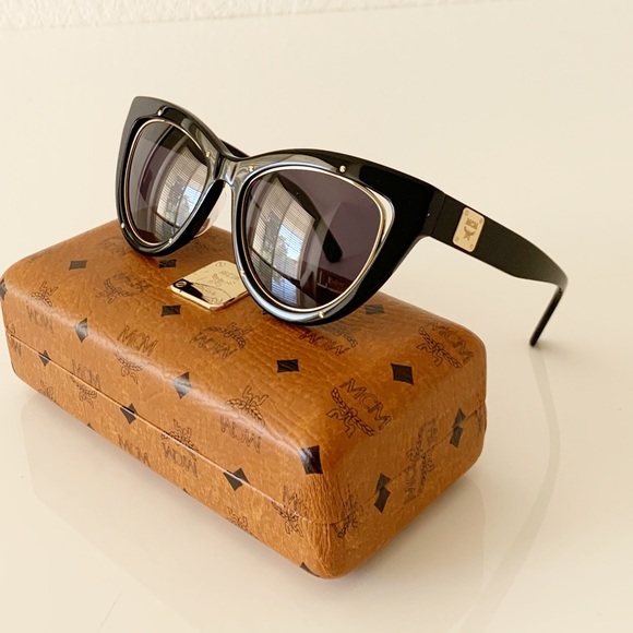 MCM Sunglasses, New - Picture 4 of 13